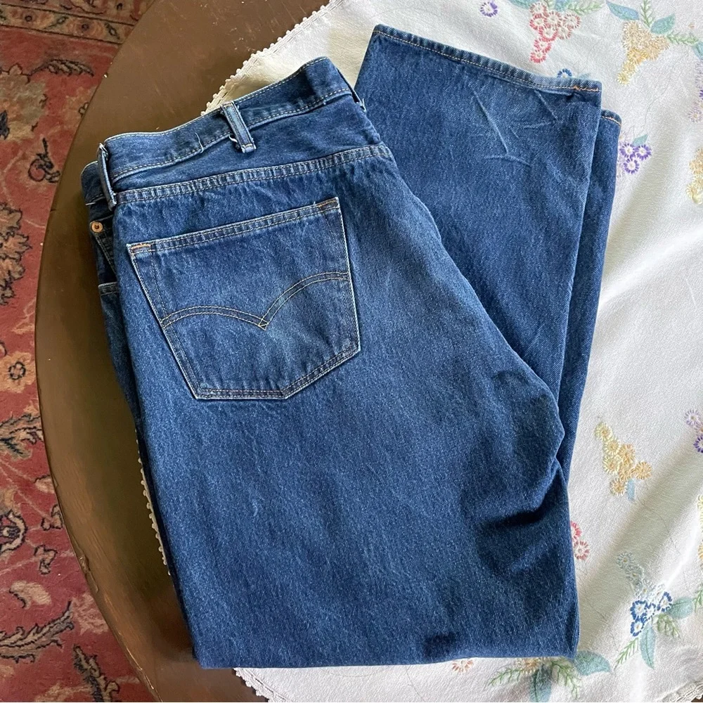 Levi's 501 Button Closure Straight Leg Work Jeans. 100% Cotton. Size W44x L30
